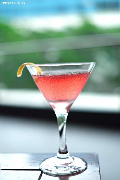 Cosmopolitan IDR 85.9k