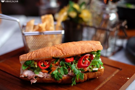 Banh Mi Thit IDR 85k