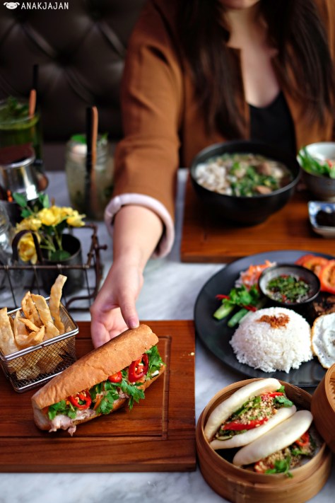 Banh Mi Thit IDR 85k