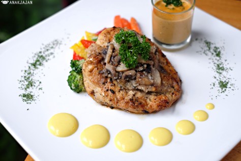 Roast Chicken Mushroom IDR 130k