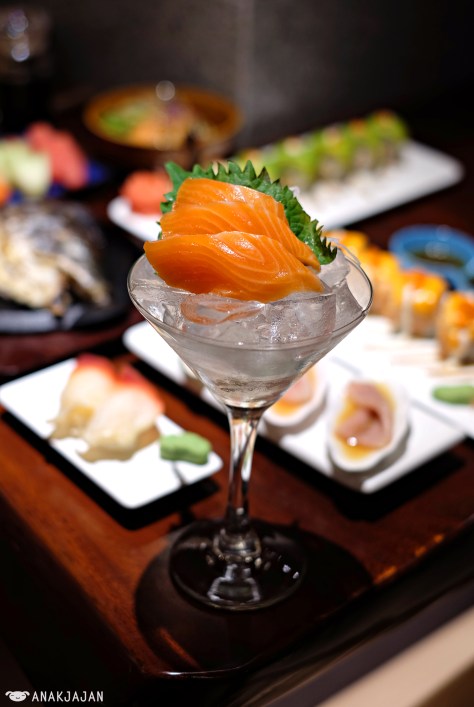 Sashimi Salmon IDR 20.8k