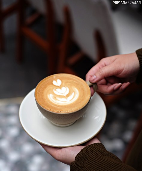 Cafe Latte IDR 33k