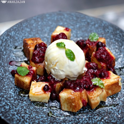 Deconstructed Shibuya Toast IDR 79k