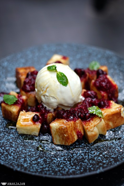 Deconstructed Shibuya Toast IDR 79k