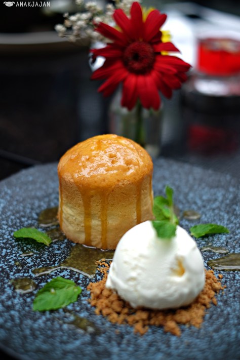 Sponge Cake with Miso Glazed IDR 50k