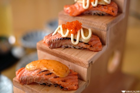 Hiro Salmon Sushi IDR 90k